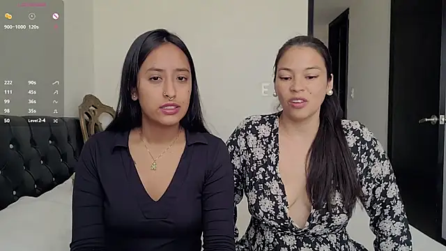 Snapshot of 2SummerLove1 chatting on January 19, 3:32 pm 2SummerLove1 online show from January 19, 3:32 pm