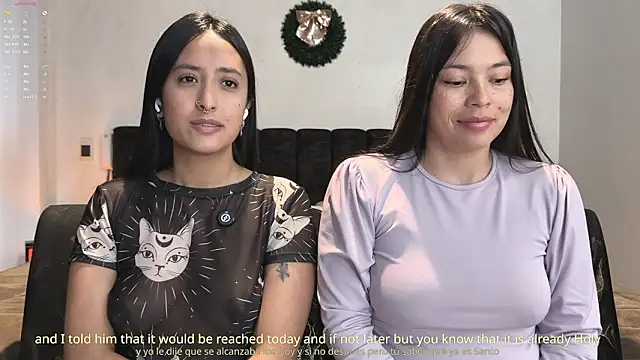 2SummerLove1 online show from February 17, 10:40 pm