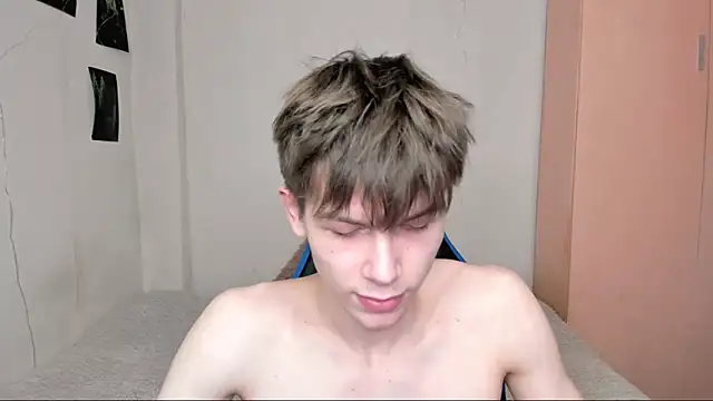 Makentoshi  online show from March 12, 9:23 am