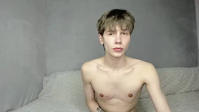 Makentoshi  online show from March 14, 7:20 pm