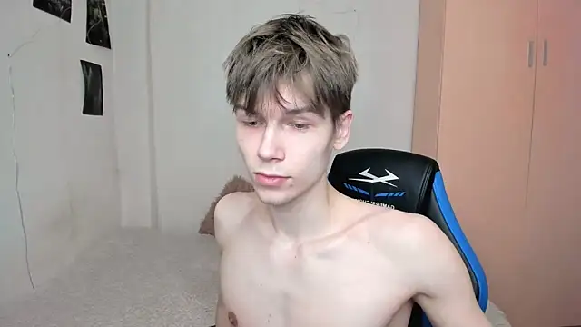 Makentoshi  online show from March 22, 10:28 am