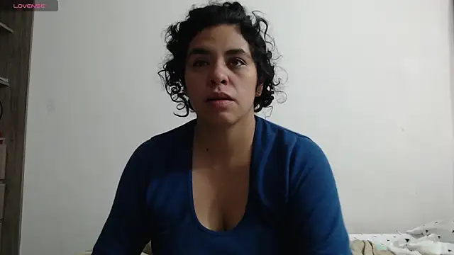 Snapshot of Anne_purple chatting on October 6, 3:57 pm Anne purple online show from October 6, 3:57 pm