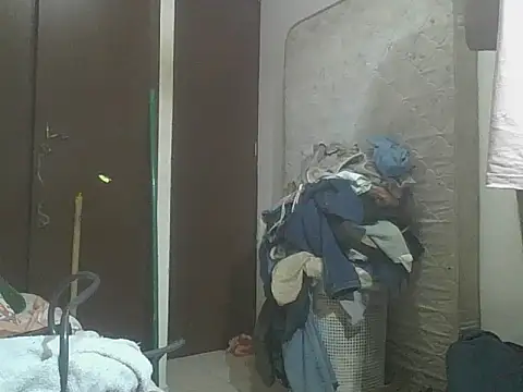 ncuello online show from November 13, 6:50 am