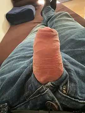 Snapshot of spanner91111 chatting on December 30, 1:25 pm spanner91111 online show from December 30, 1:25 pm