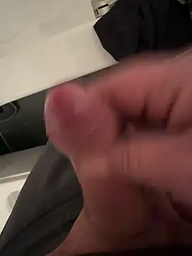 Snapshot of spanner91111 chatting on February 18, 4:58 pm spanner91111 online show from February 18, 4:58 pm