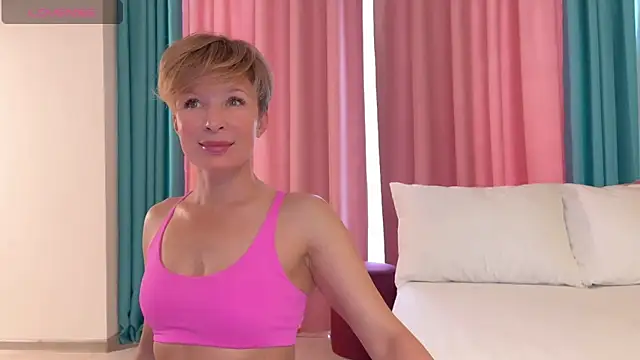 Snapshot of UrGoddessJenny chatting on May 12, 11:05 am UrGoddessJenny online show from May 12, 11:05 am