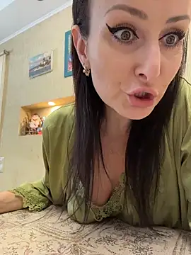  AHHA  online show from February 26, 8:25 am