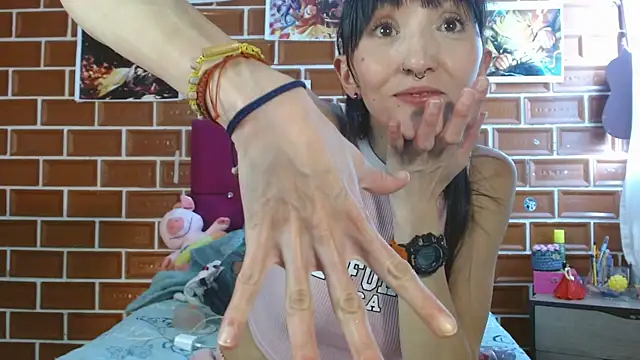 Sakura and yuki online show from March 13, 9:05 pm