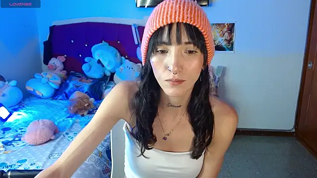 Sakura and yuki online show from September 13, 7:03 pm
