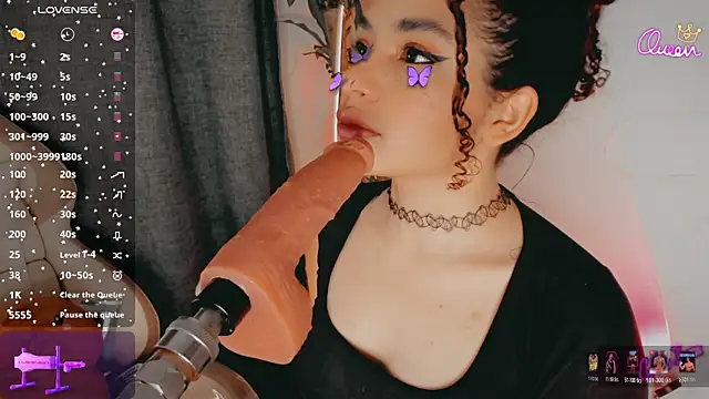 Queen Deepthroat online show from May 3, 11:41 pm