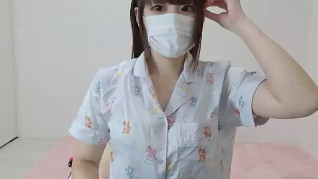 Snapshot of hi---chan- chatting on September 10, 6:07 pm hi---chan- online show from September 10, 6:07 pm