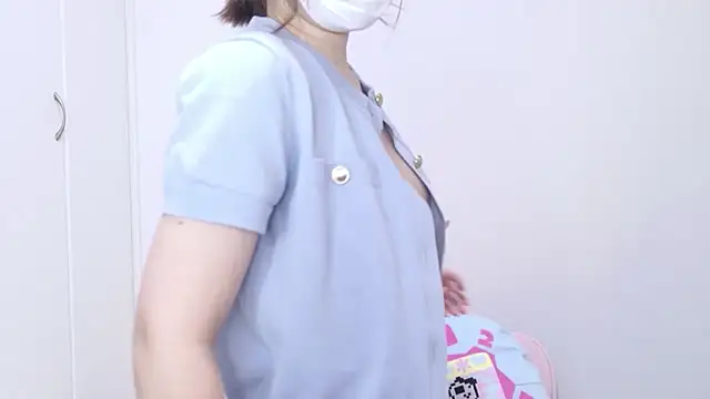 Snapshot of hi---chan- chatting on June 7, 9:09 pm hi---chan- online show from June 7, 9:09 pm