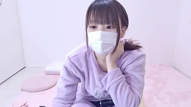 hi---chan- online show from December 5, 7:34 pm