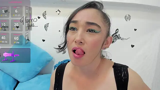 charlotte-11 online show from January 17, 4:43 pm