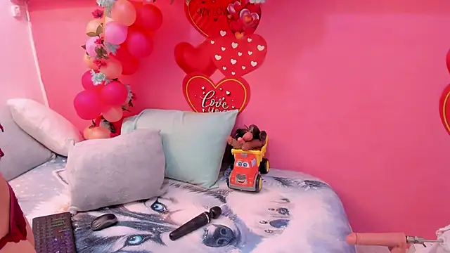 charlotte-11 online show from September 12, 3:12 pm