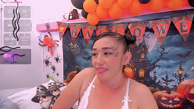 charlotte-11 online show from October 16, 4:48 pm