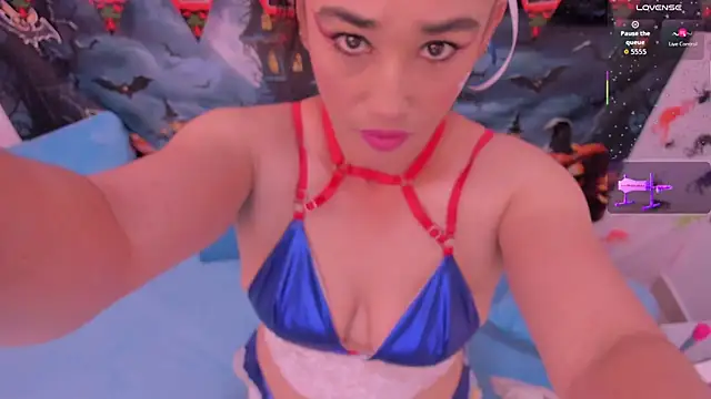 charlotte-11 online show from October 29, 2:38 pm