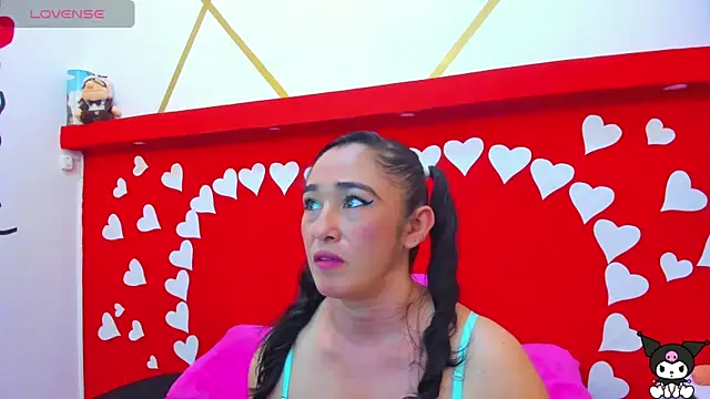 charlotte-11 online show from March 18, 3:33 pm