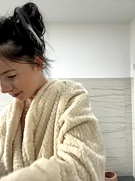 RoxiBlack online show from October 16, 8:22 am