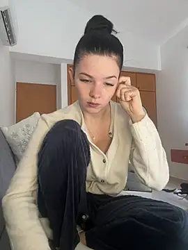 RoxiBlack online show from February 25, 7:41 am