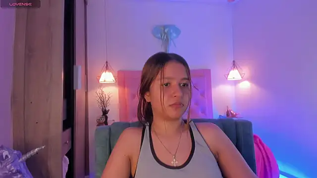 kimmy099 online show from March 14, 10:49 pm