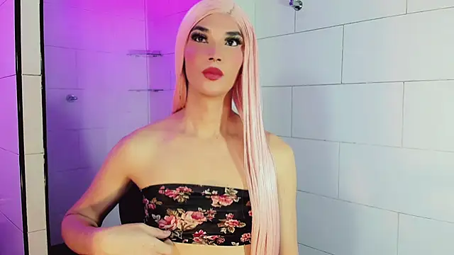 Victoria Kastelo online show from November 1, 7:19 pm