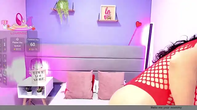 Alicebrooks  online show from March 11, 12:54 pm