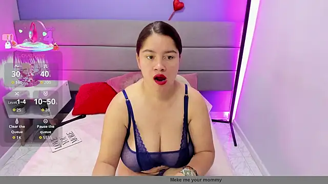 Alicebrooks  online show from April 8, 1:12 pm