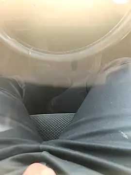 Yolinga205 online show from March 11, 2:55 pm