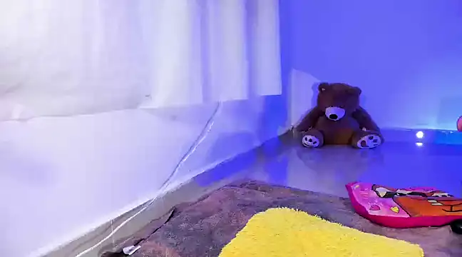 daarklover online show from March 16, 12:00 pm