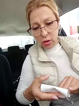 blondyruby online show from February 25, 10:04 am