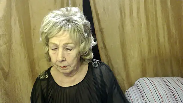  Estelitta 5 online show from February 18, 11:52 pm
