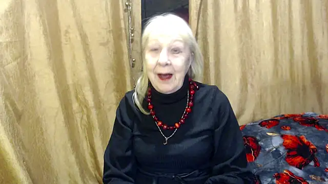  Estelitta 5 online show from March 1, 12:45 pm