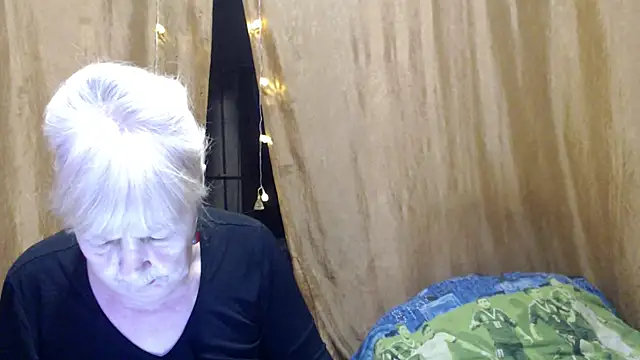  Estelitta 5 online show from January 18, 6:53 pm