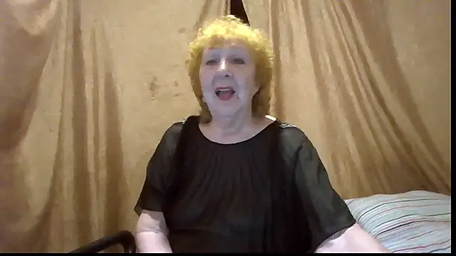 Snapshot of _Estelitta_5 chatting on July 12, 7:58 pm Estelitta 5 online show from July 12, 7:58 pm