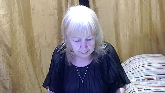  Estelitta 5 online show from February 22, 3:47 pm