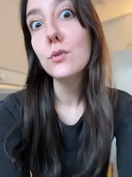  Juliette online show from February 11, 9:20 am