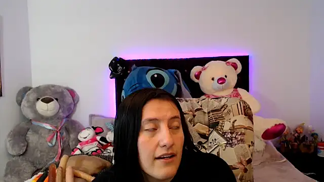 Snapshot of Lorenahot_06 chatting on October 10, 5:58 pm Lorenahot 06 online show from October 10, 5:58 pm