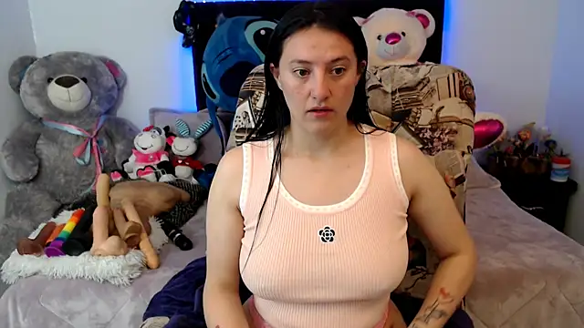 Snapshot of Lorenahot_06 chatting on October 18, 3:47 pm Lorenahot 06 online show from October 18, 3:47 pm