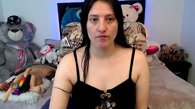 Lorenahot 06 online show from November 8, 6:00 pm