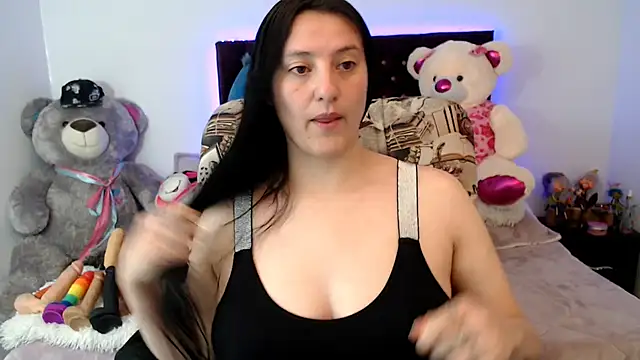 Lorenahot 06 online show from November 19, 7:14 pm