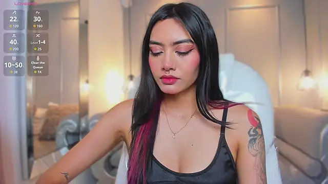 AzuraKindong online show from February 17, 7:33 pm