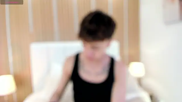 Snapshot of Tomy_Rox chatting on February 9, 9:02 pm Tomy Rox online show from February 9, 9:02 pm