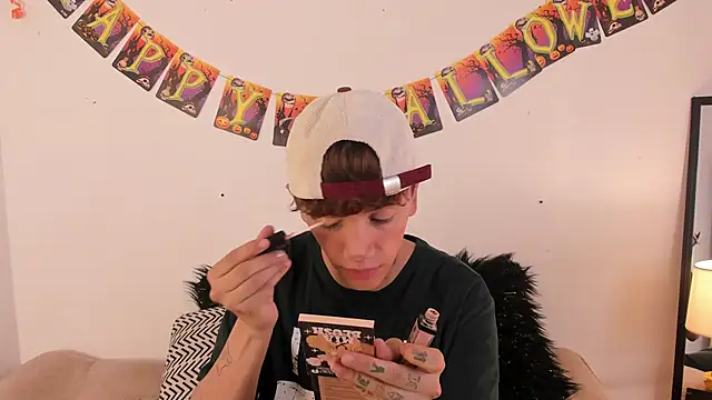 Tomy Rox online show from October 27, 8:54 pm