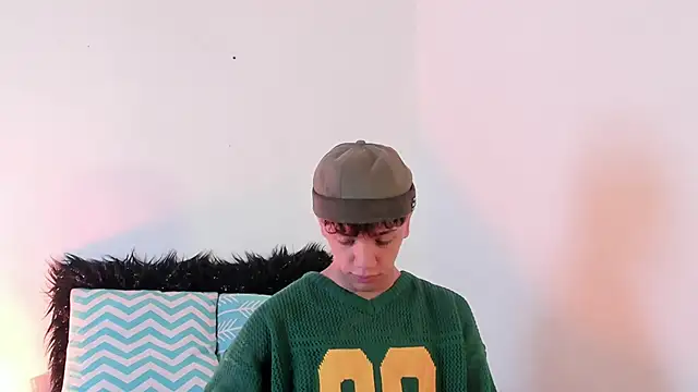 Tomy Rox online show from November 8, 8:23 pm