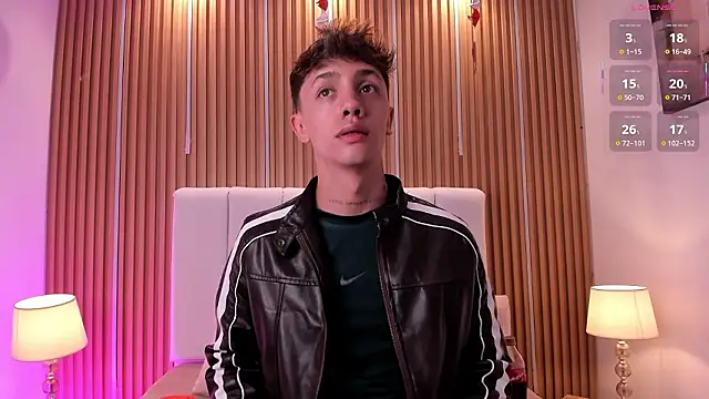 Snapshot of Tomy_Rox chatting on February 27, 8:08 pm Tomy Rox online show from February 27, 8:08 pm