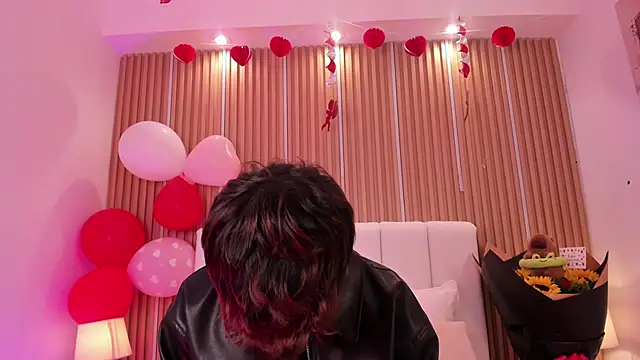 Snapshot of Tomy_Rox chatting on February 14, 8:31 pm Tomy Rox online show from February 14, 8:31 pm