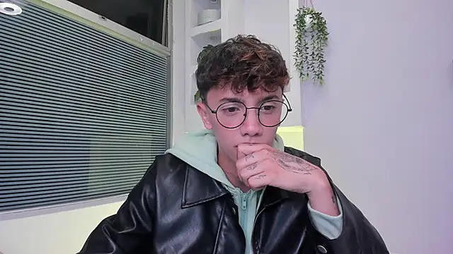 Tomy Rox online show from March 29, 3:30 am