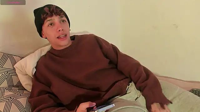 Tomy Rox online show from October 13, 7:37 pm