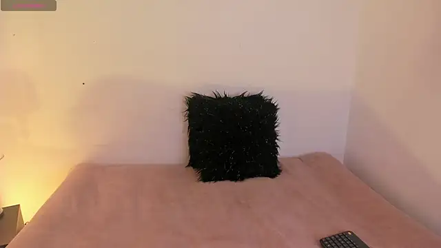 Snapshot of Tomy_Rox chatting on January 10, 8:04 pm Tomy Rox online show from January 10, 8:04 pm